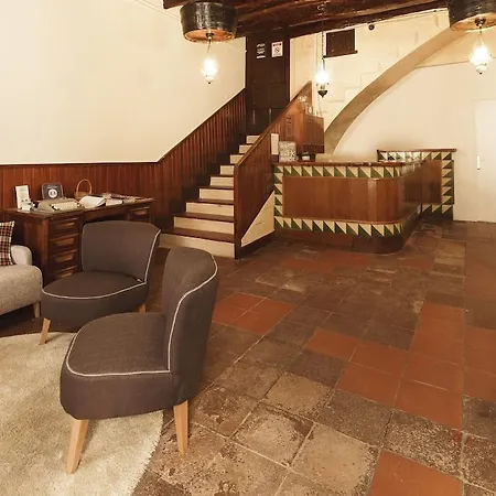 Hotel La Premsa 3*